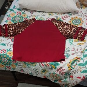 Leopard Print Sleeve Red Women's Top